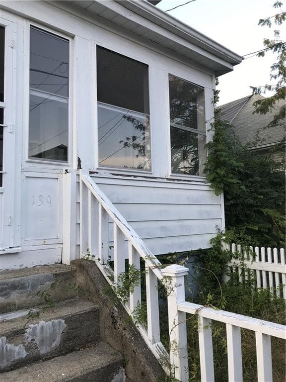 139 Babcock Street - Photo 3