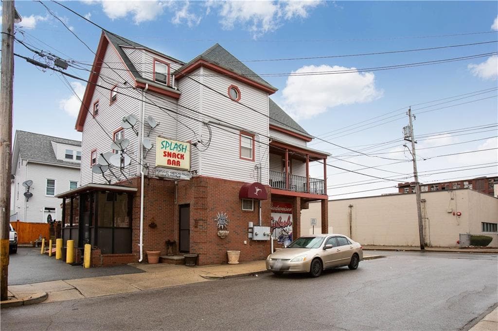 546 Lonsdale Avenue - Photo 4