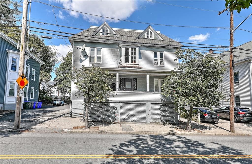 124 Pitman Street