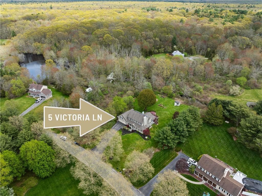 5 Victoria Lane - Photo 1