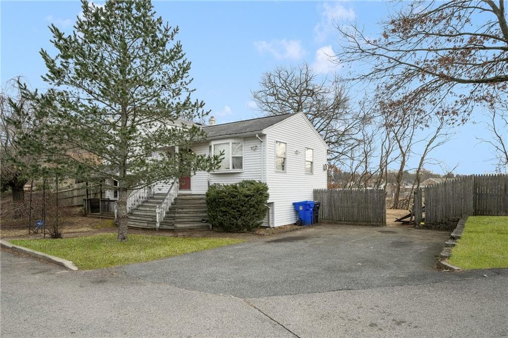 58 Manning Street - Photo 2