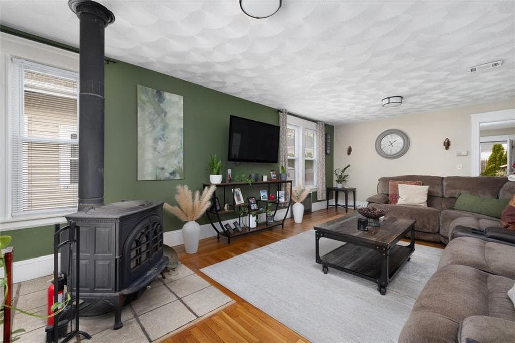 62 Peckham Avenue - Photo 3