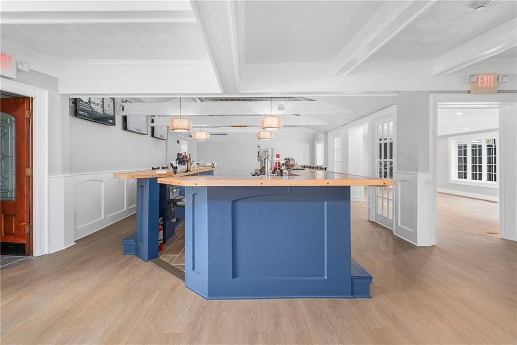1152 Main Street - Photo 5