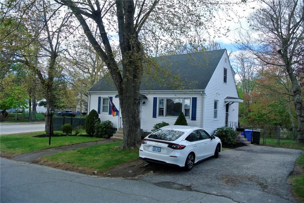 4 Eden Park Drive - Photo 3
