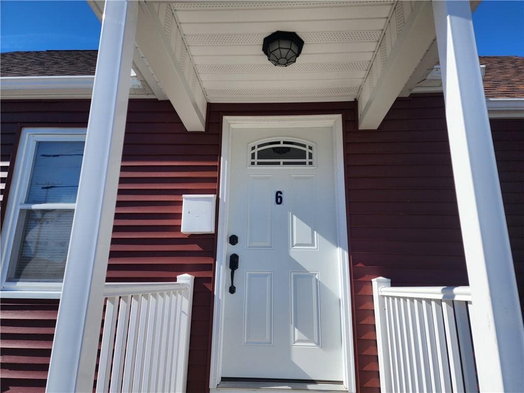6 Douglas Street