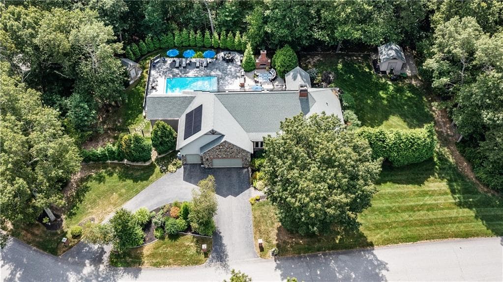 1 Victoria Drive - Photo 5