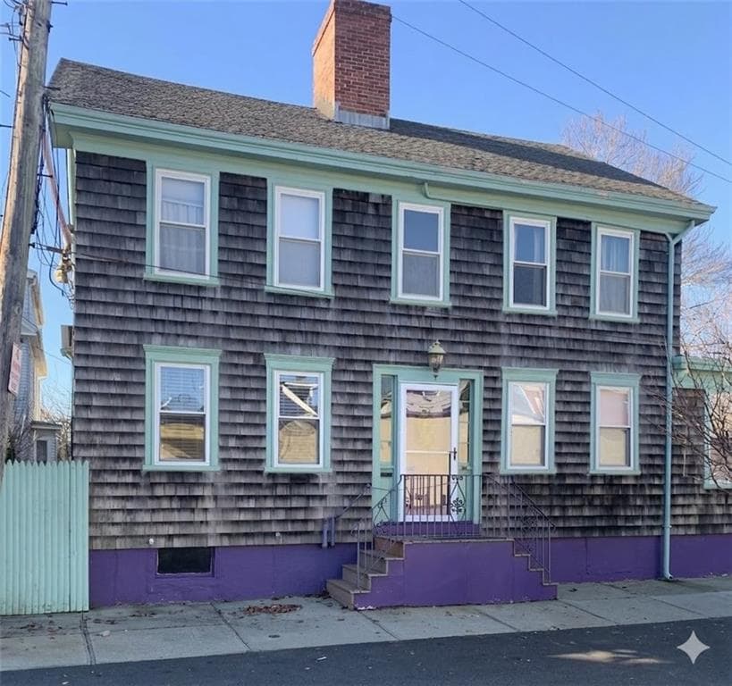 1 Bartlett Court #1