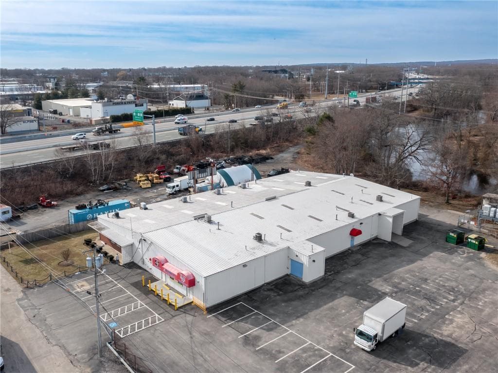 55 Electronic Drive - Photo 2