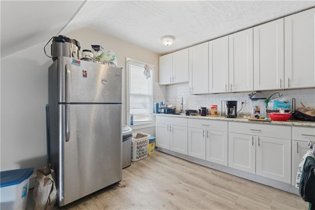 85 Hendricks Street - Photo 2