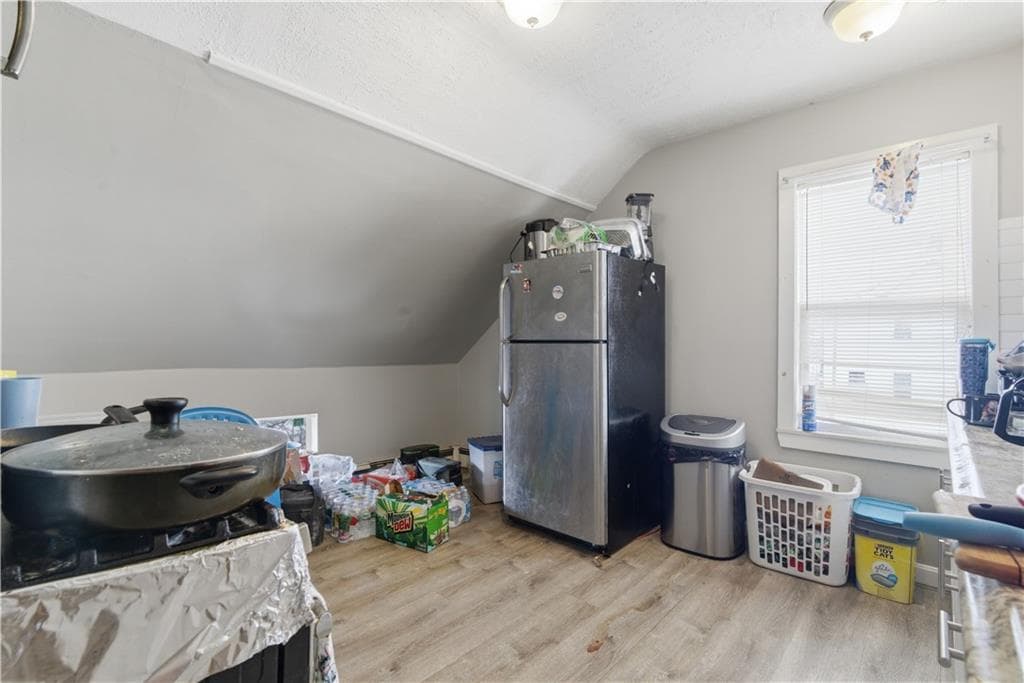 85 Hendricks Street - Photo 3