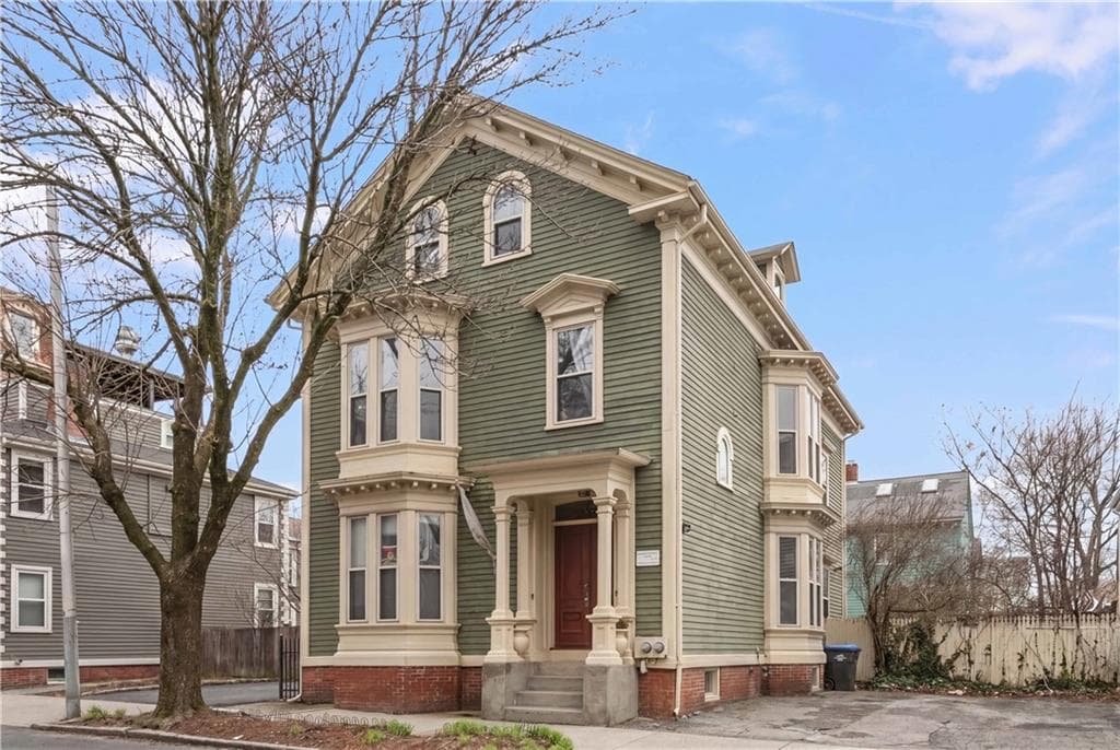 87 Hope Street - Photo 2