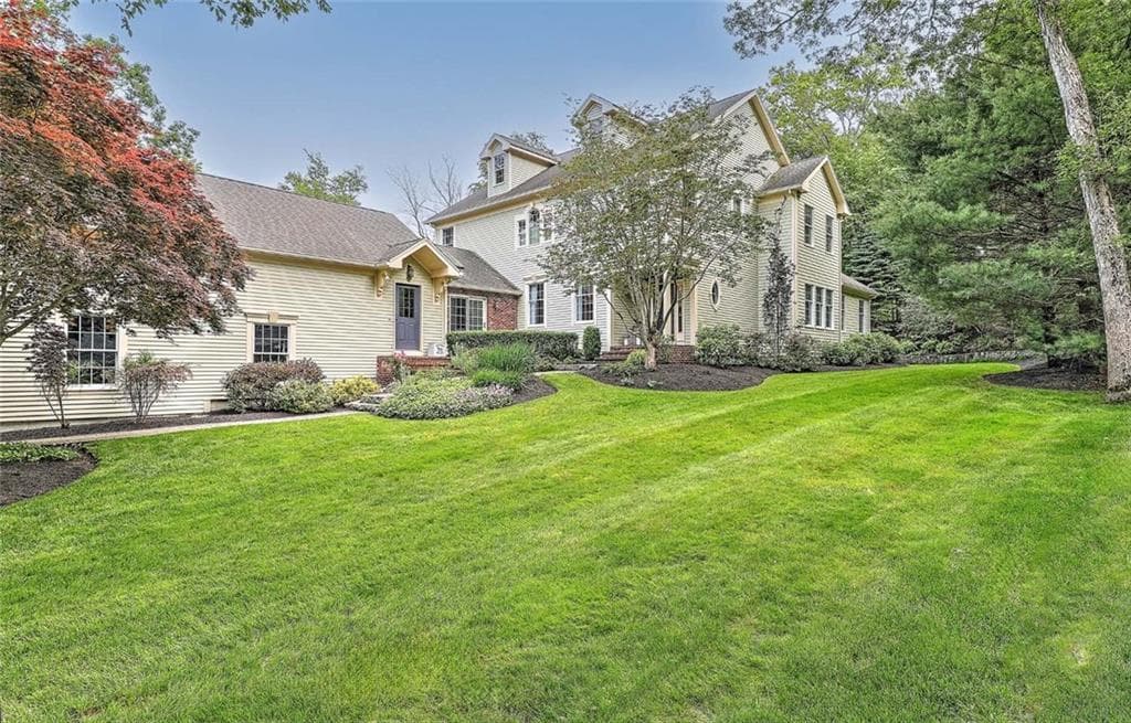 10 Owl Tree Lane - Photo 1