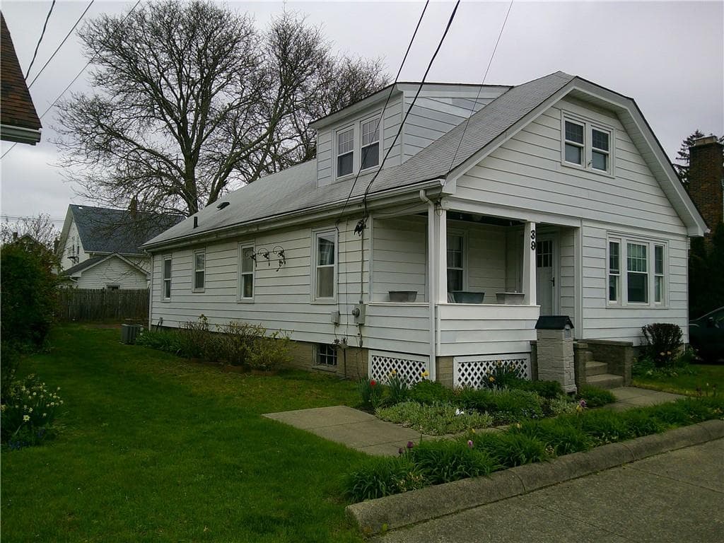 39 Benjamin Street - Photo 2