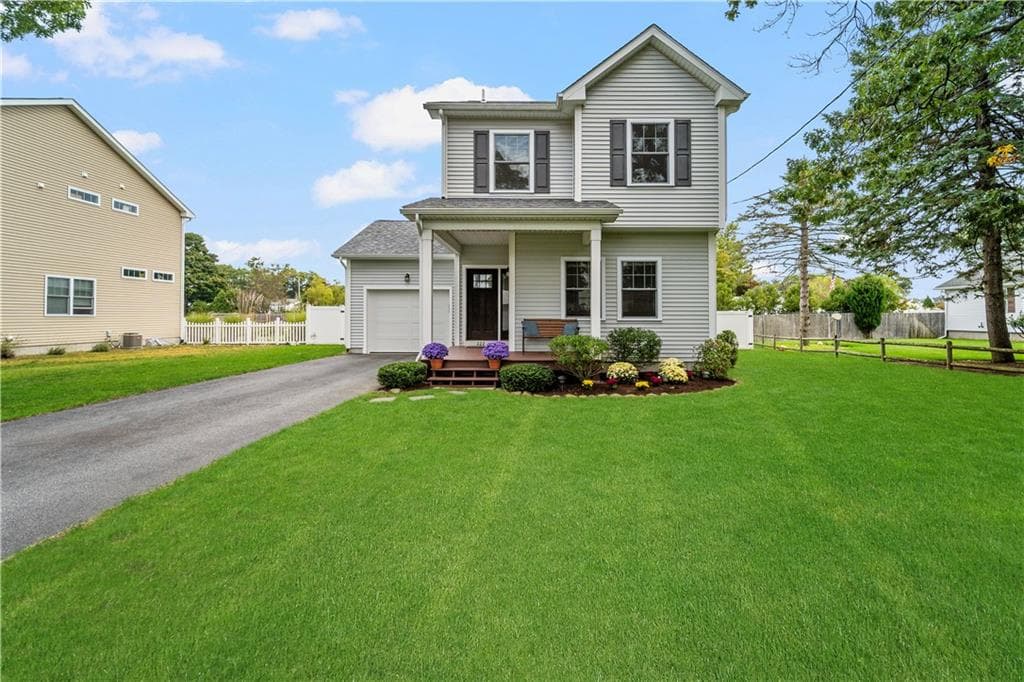 222 Pettaconsett Avenue - Photo 2