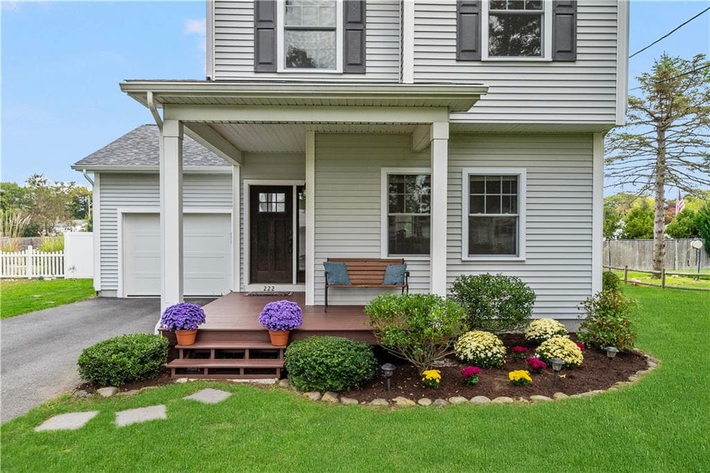 222 Pettaconsett Avenue - Photo 3