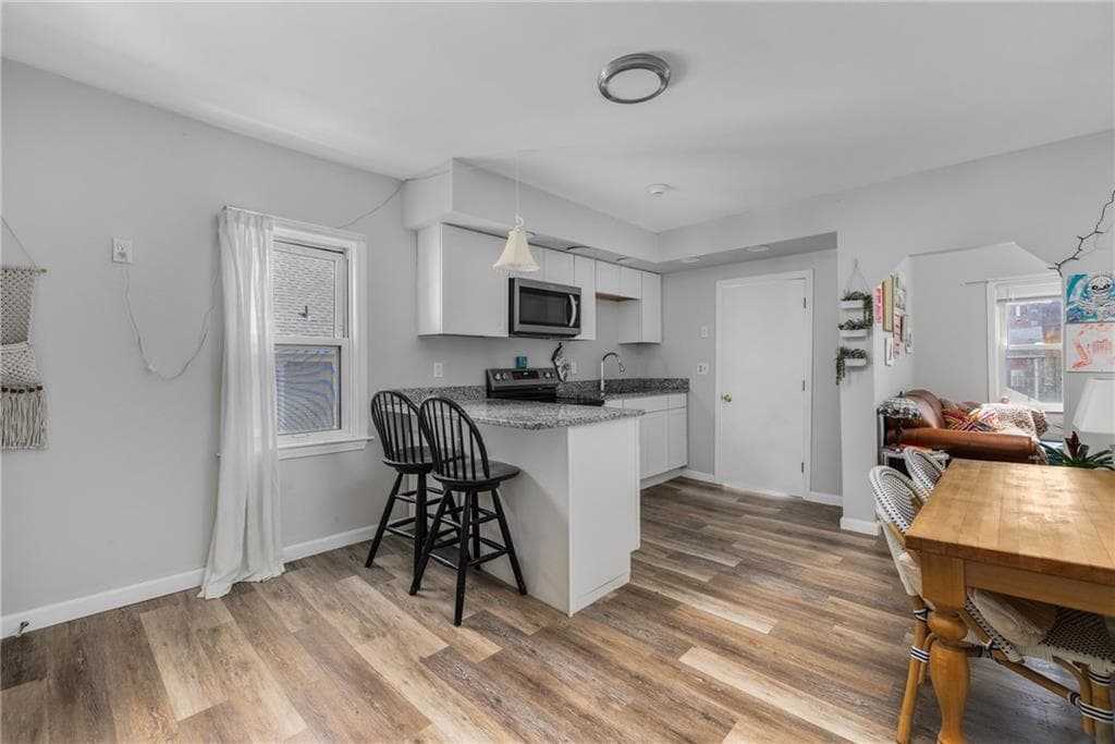 41 East Transit Street - Photo 2