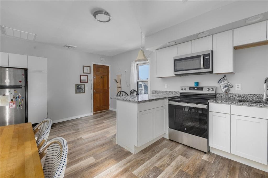 41 East Transit Street - Photo 5