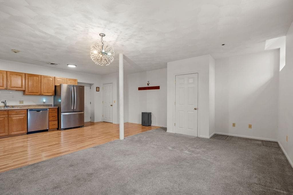 265 Sayles Avenue #7 - Photo 3