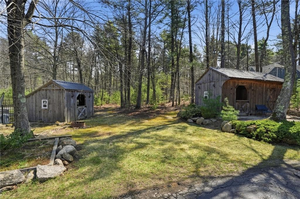 564 Hopkins Hill Road - Photo 5