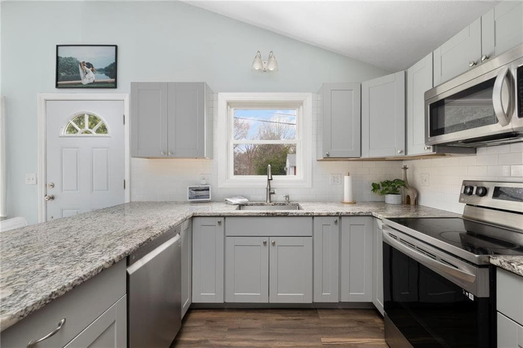 48 Spicer Street - Photo 4