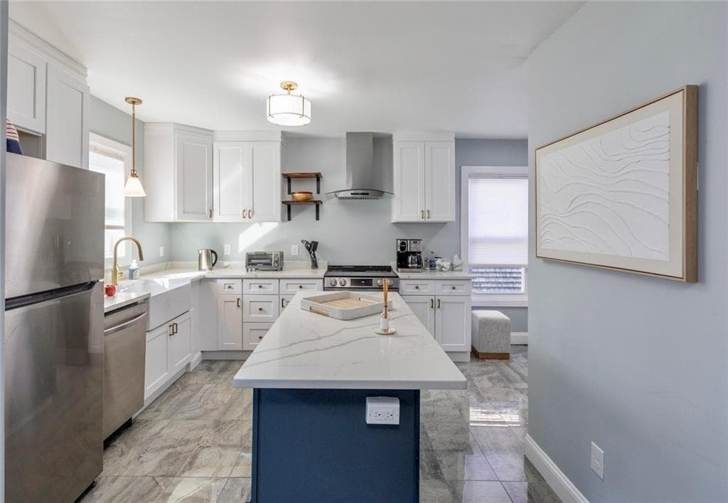 18 Hall Avenue - Photo 2