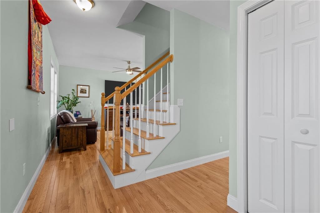 54 Carpenter Street - Photo 3