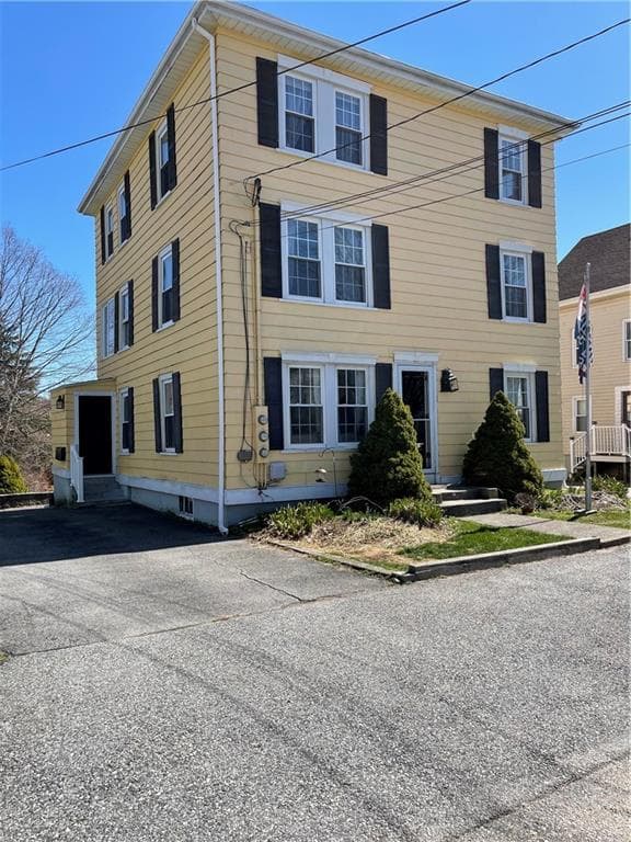 12 Third School Street #2