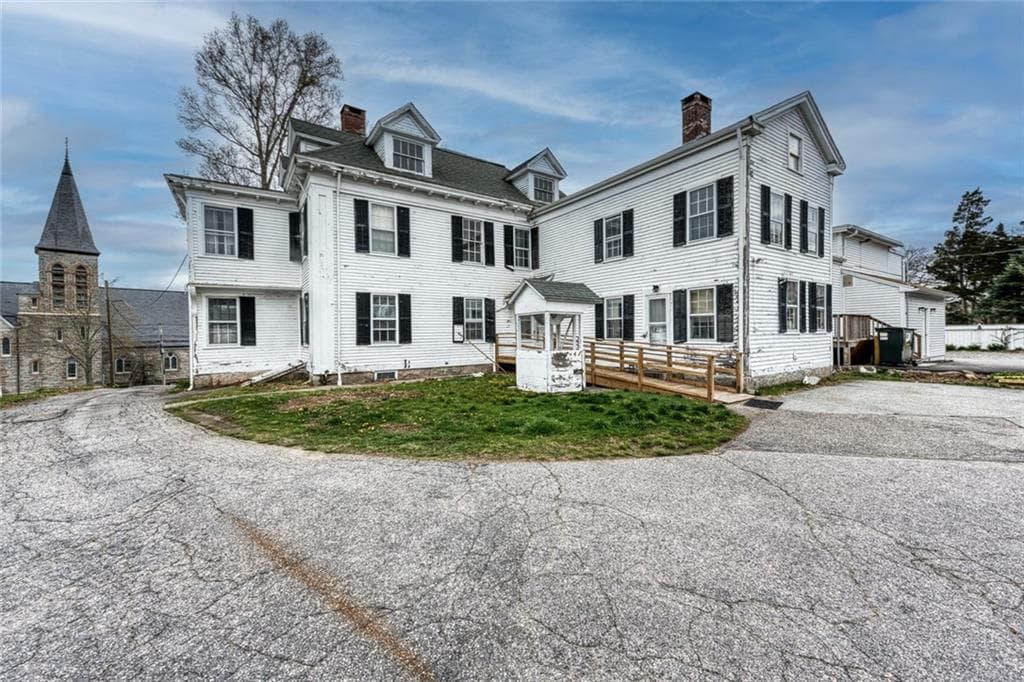 2 Elm Street - Photo 5
