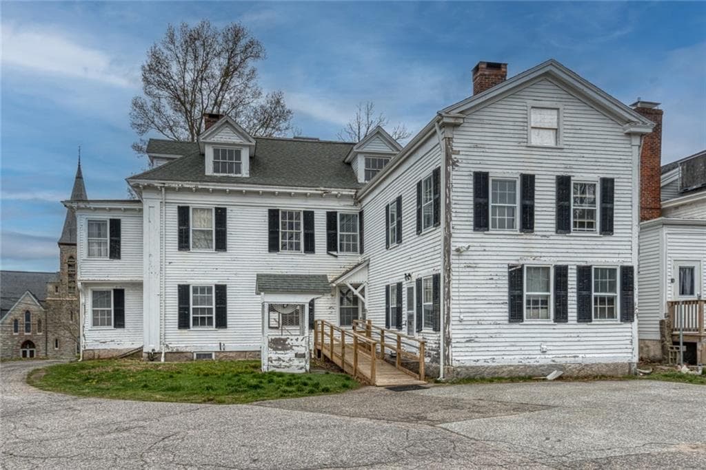 2 Elm Street - Photo 4