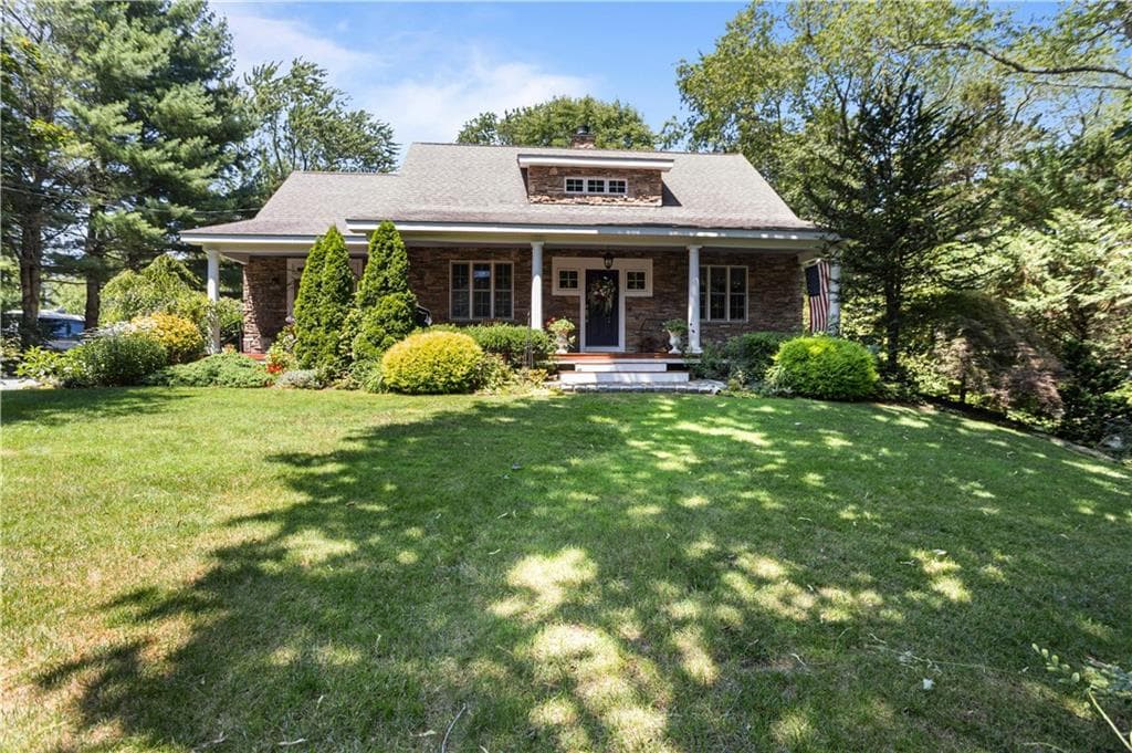 93 Kickemuit Avenue - Photo 2