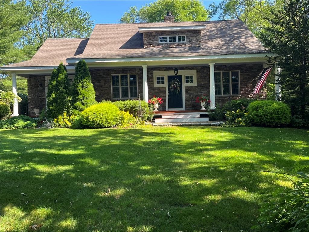 93 Kickemuit Avenue