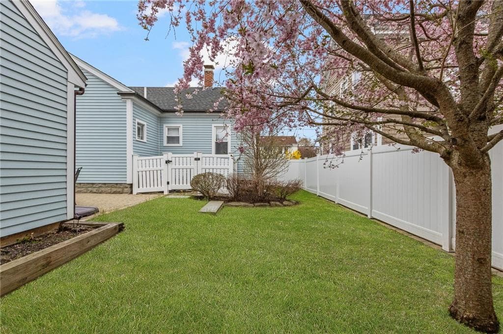 11 Eustis Avenue - Photo 5