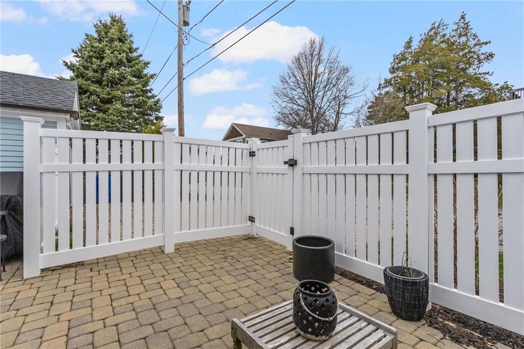 11 Eustis Avenue - Photo 4