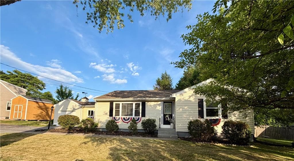 40 Heroux Boulevard