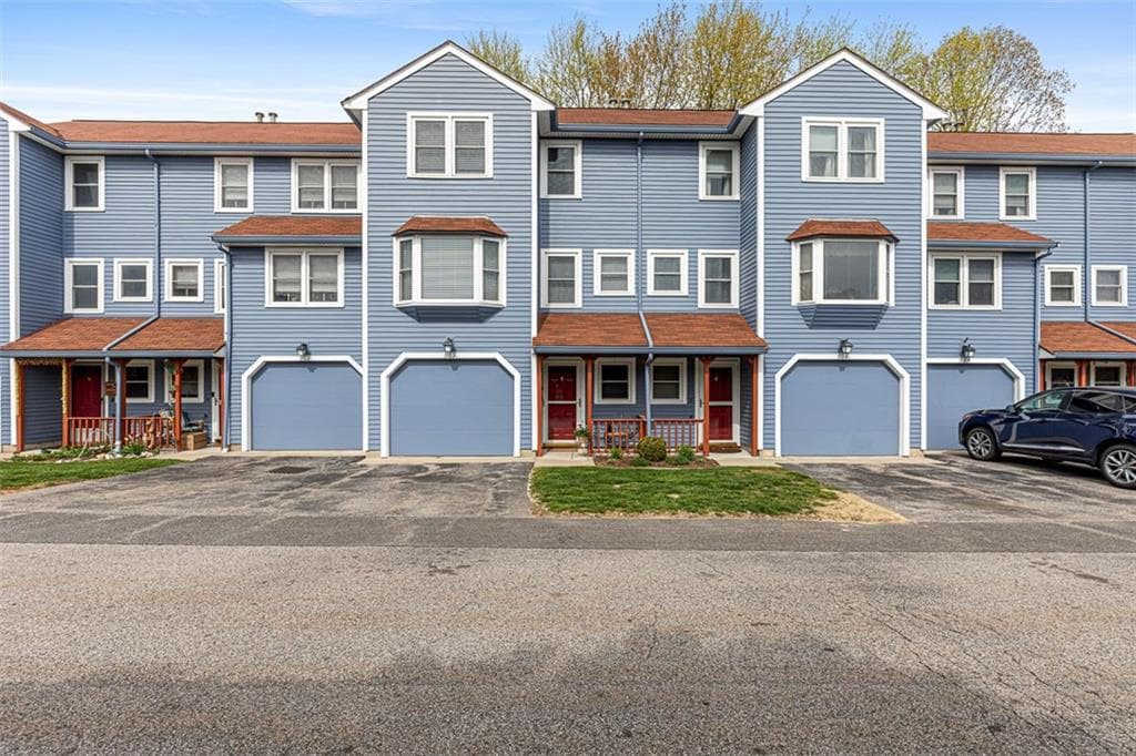 200 Heroux Boulevard #903