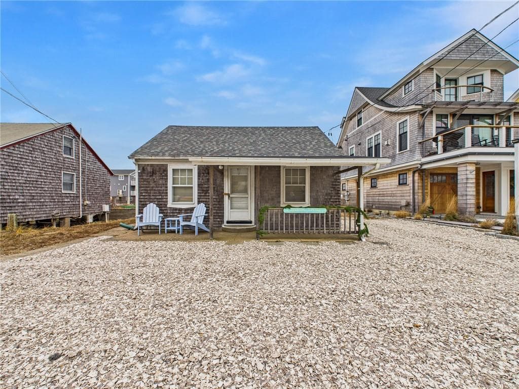 1140 Succotash Road