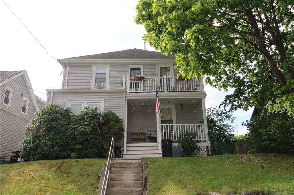 19 Angell Avenue - Photo 3