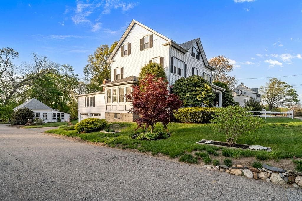 95 Saint Paul Street - Photo 2
