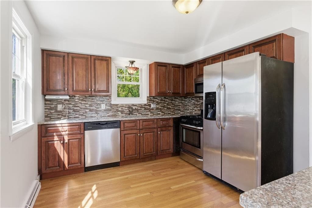 244 Williams Street - Photo 4