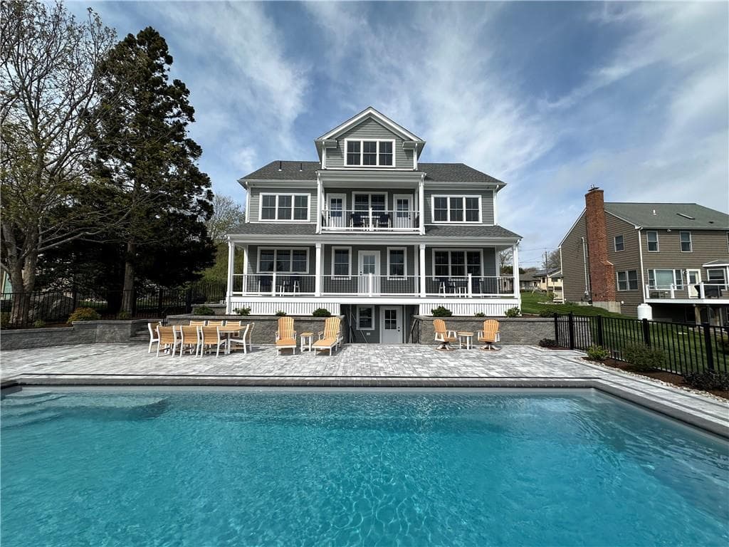 68 Albert Street - Photo 2