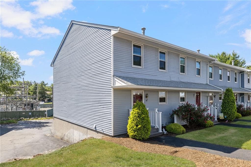 4 Smithfield Road #18 - Photo 2