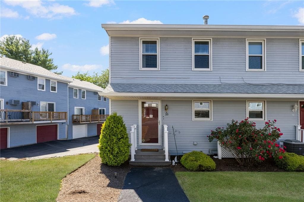 4 Smithfield Road #18 - Photo 3
