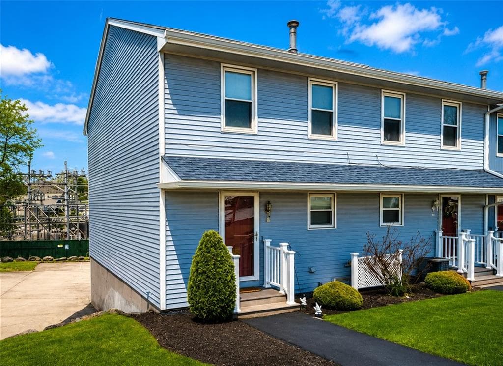 4 Smithfield Road #18