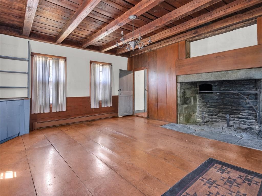383 Putnam Pike - Photo 4