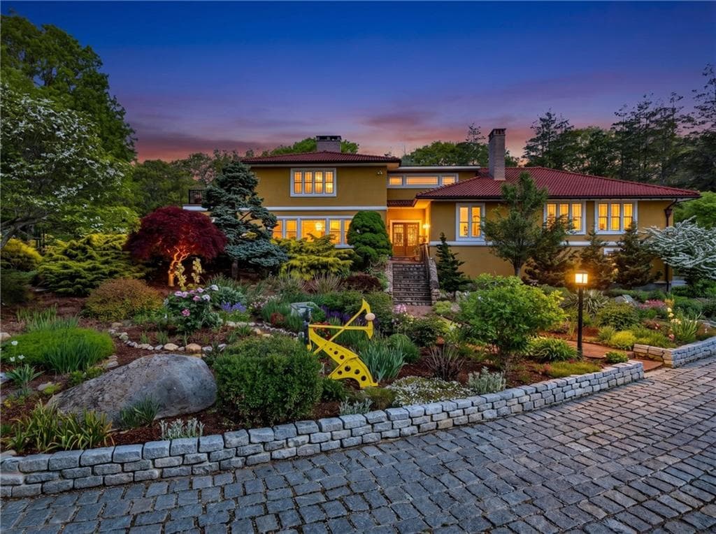 325 Post Road - Photo 2