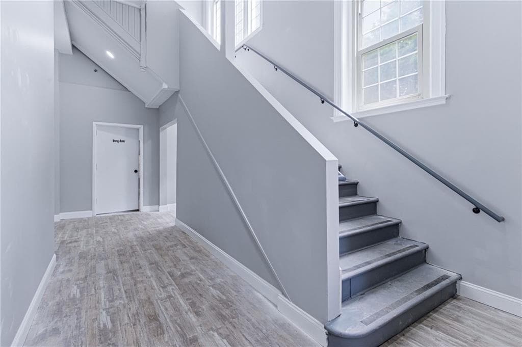 387 Broad Street - Photo 4