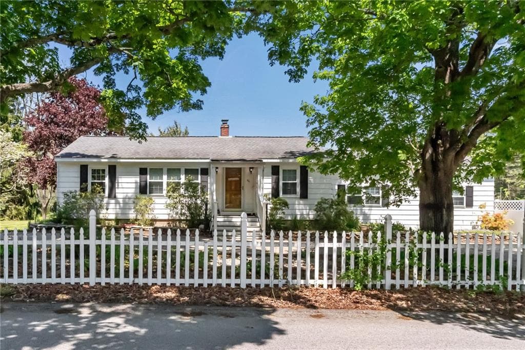 46 Kenyon School Road - Photo 2