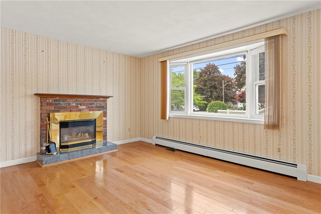 7 Esther Street - Photo 4