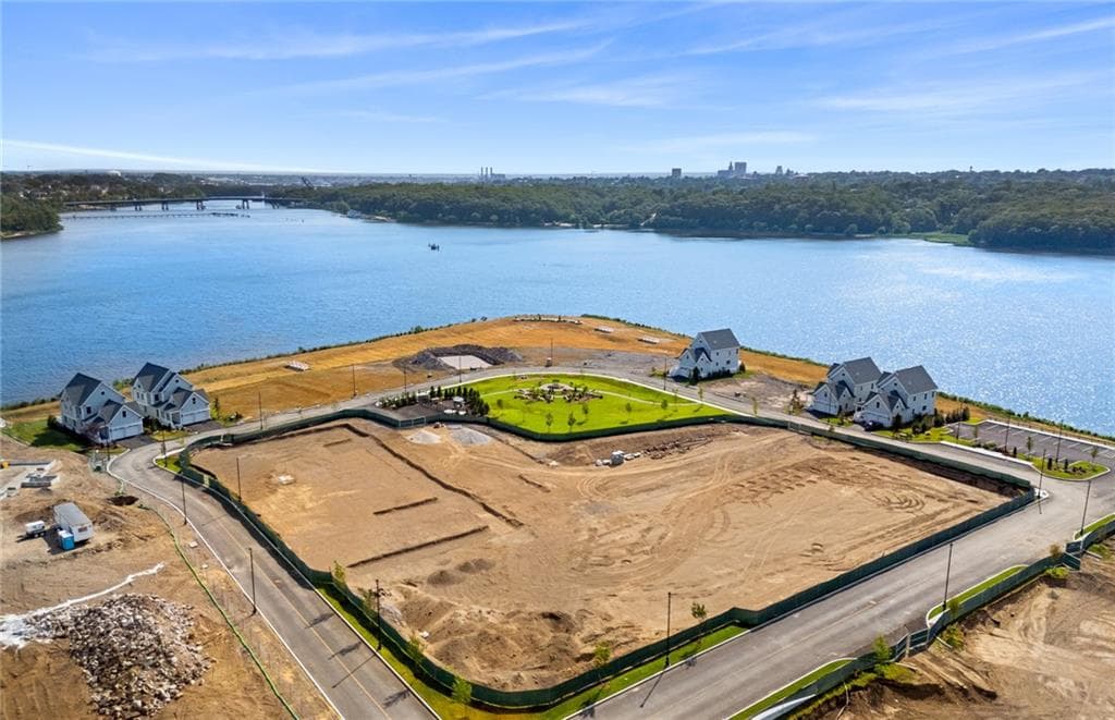 141 East Point Drive #210 - Photo 4