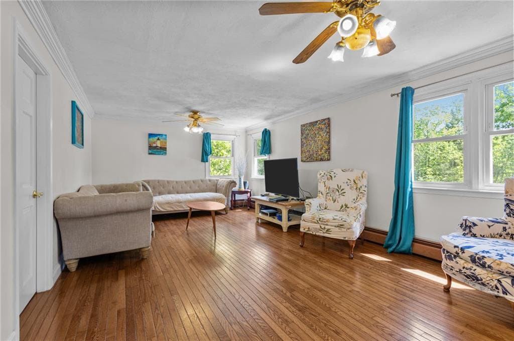 416 Farnum Pike - Photo 4